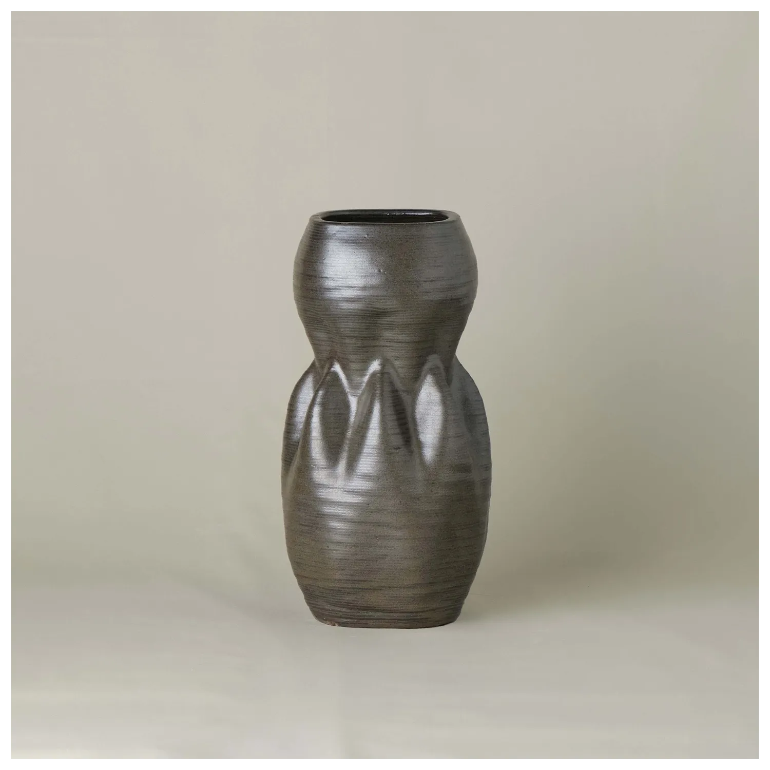 black Ceramic sculpture 3D printed front view #color_black