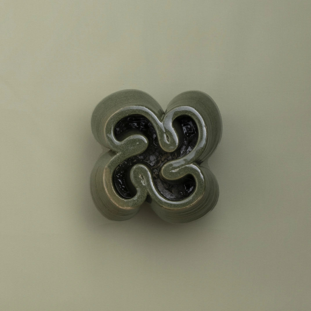 green Ceramic Cutlery Holder 3D printed top view #color_olive green