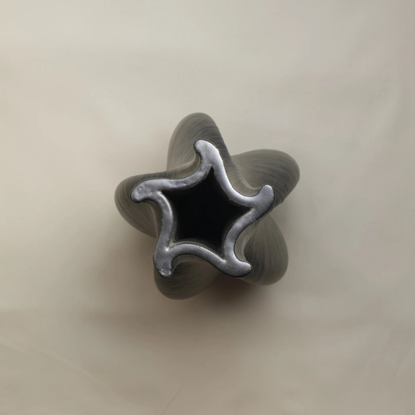 black Ceramic Table Vase 3D printed top view #color_black