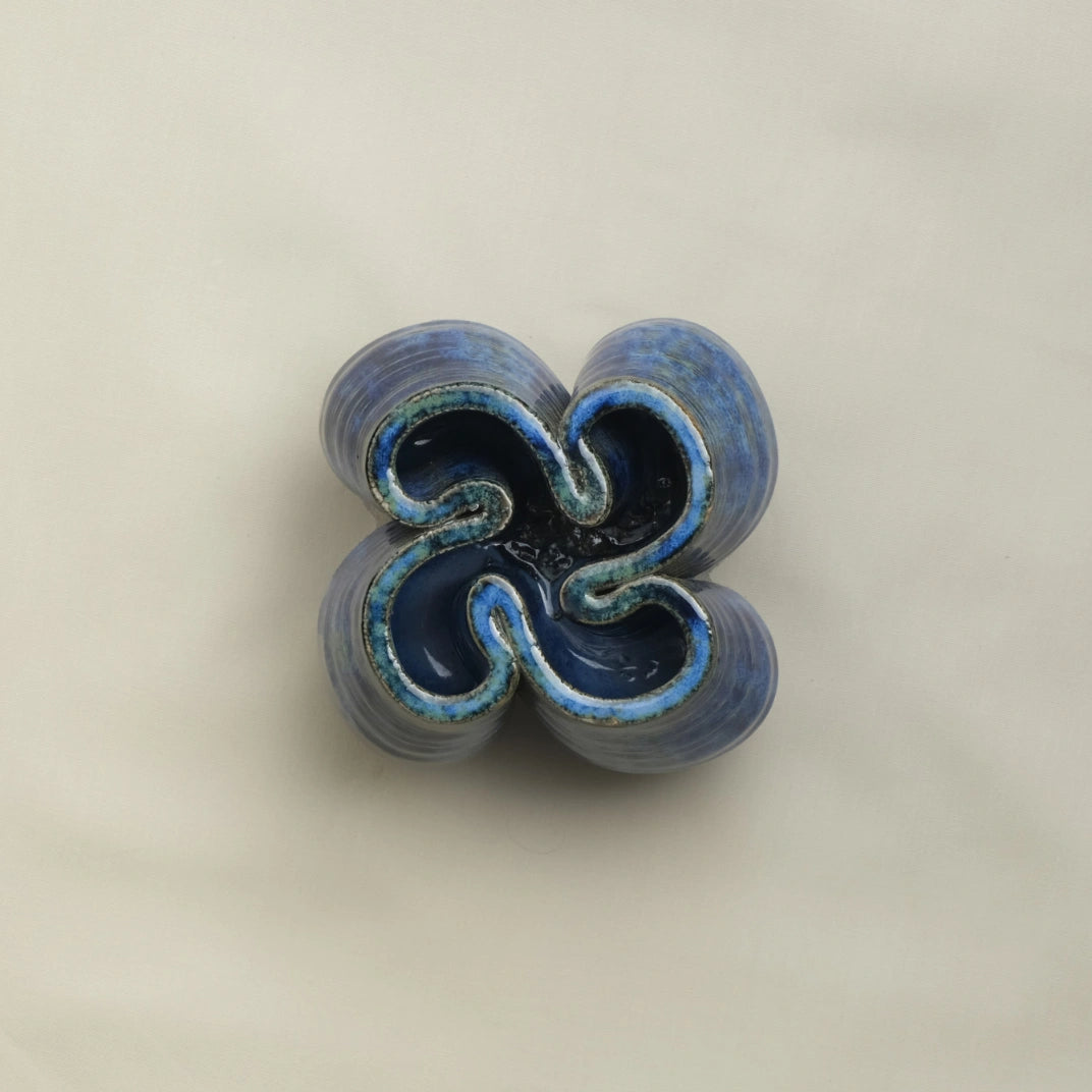 blue Ceramic Cutlery Holder 3D printed top view #color_sapphire blue