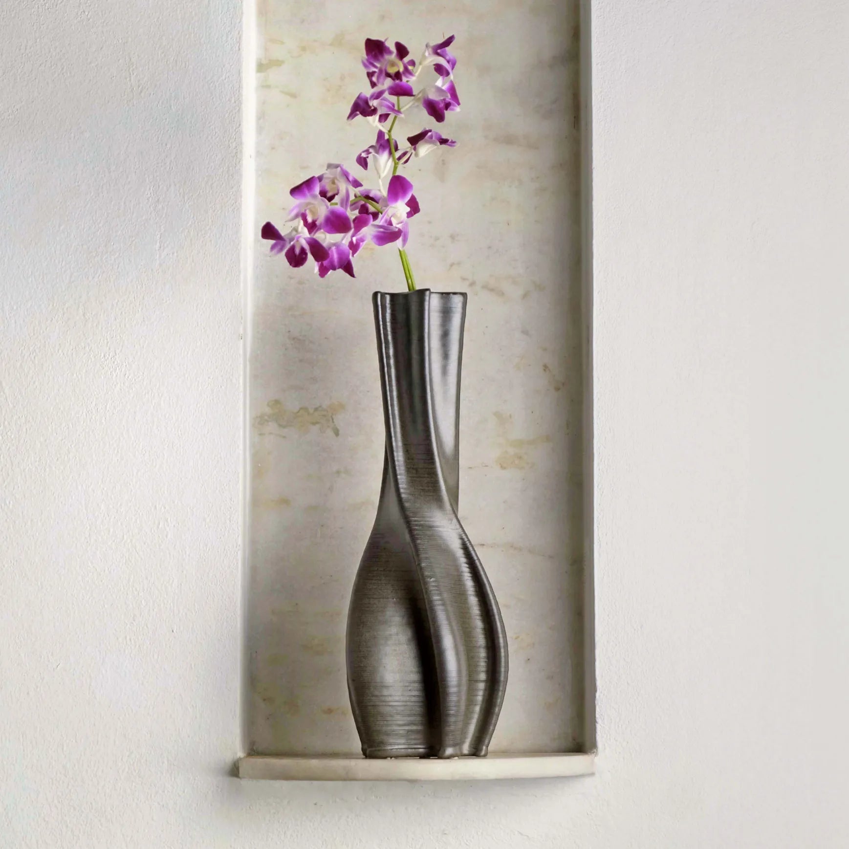 black Ceramic Table Vase 3D printed with flowers #color_black