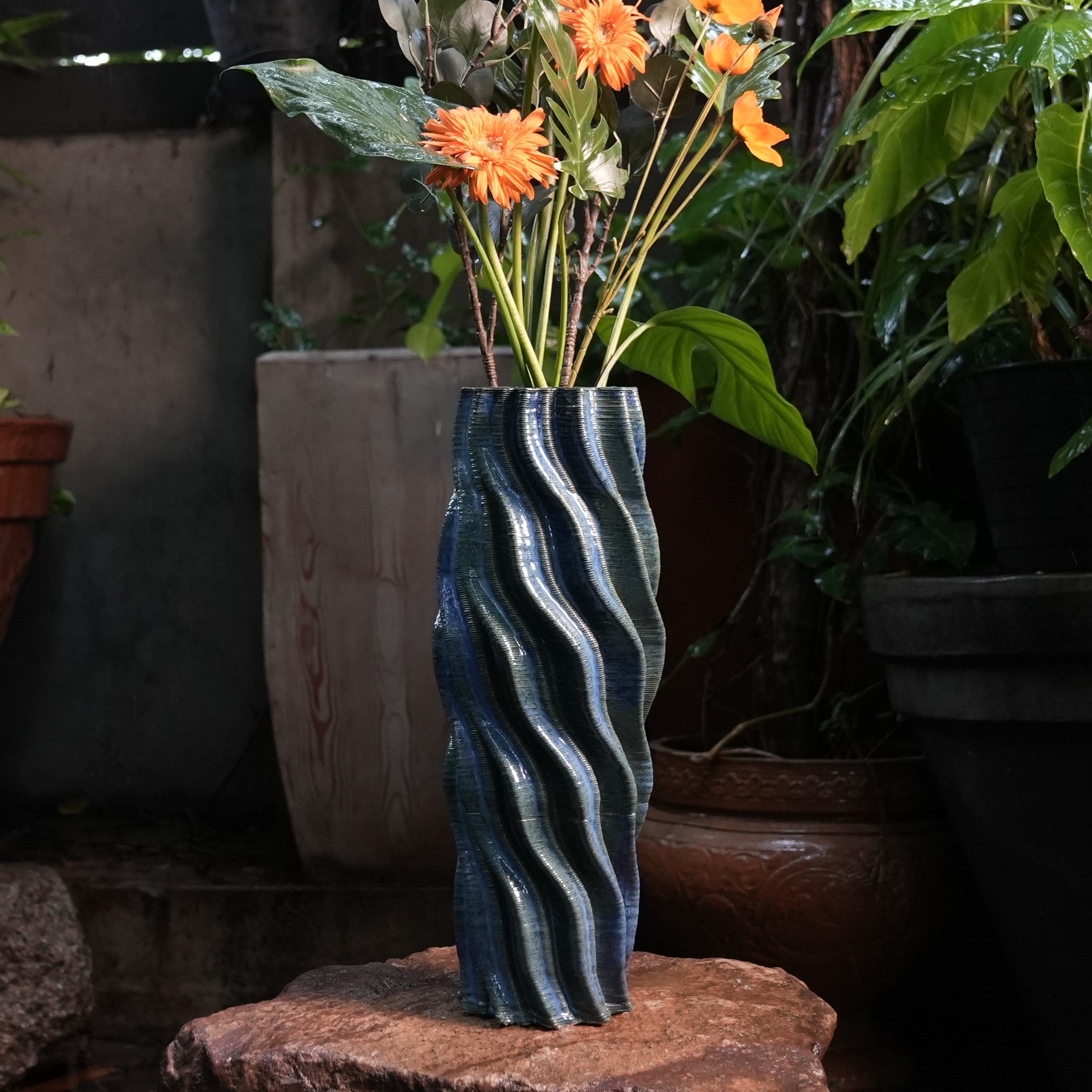 Ceramic blue vase #color_sapphire blue