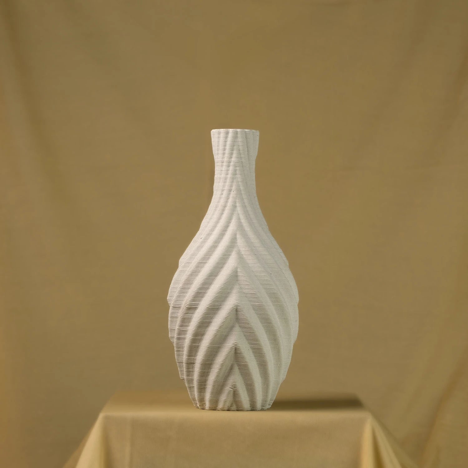 3d printed ceramic vase in white colour with beige background #color_white