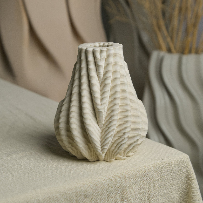 3d printed ceramic bud vase in white #color_white