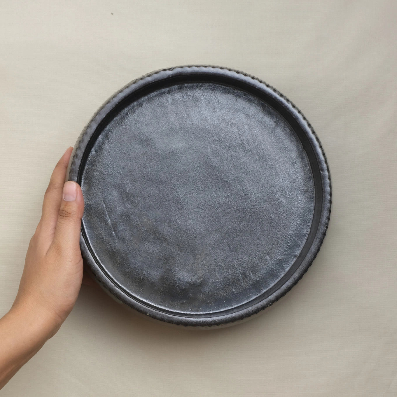 Round black Ceramic Serving Tray 3D printed top view #color_black