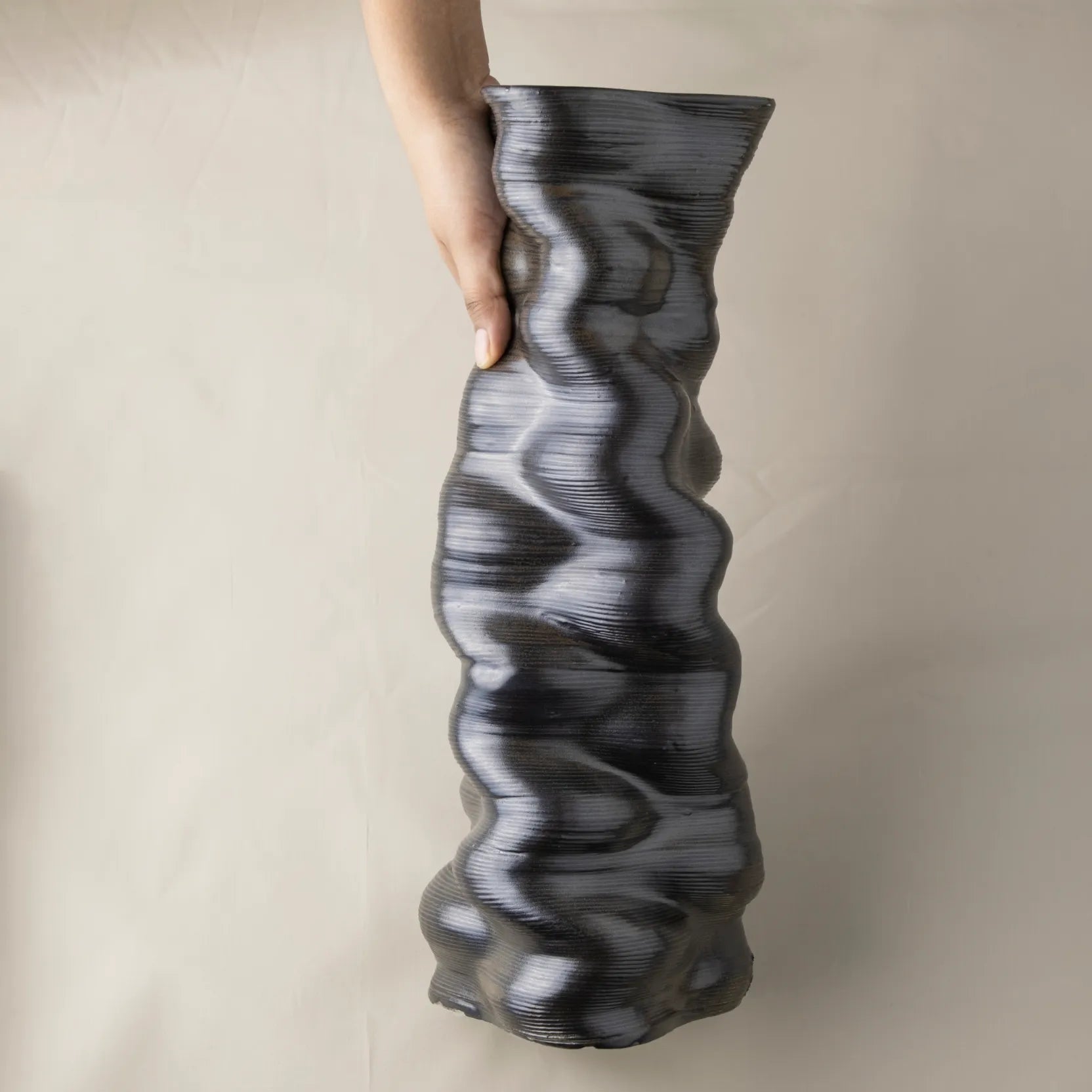 Big black Ceramic floor vase 3D printed hand demo #color_black