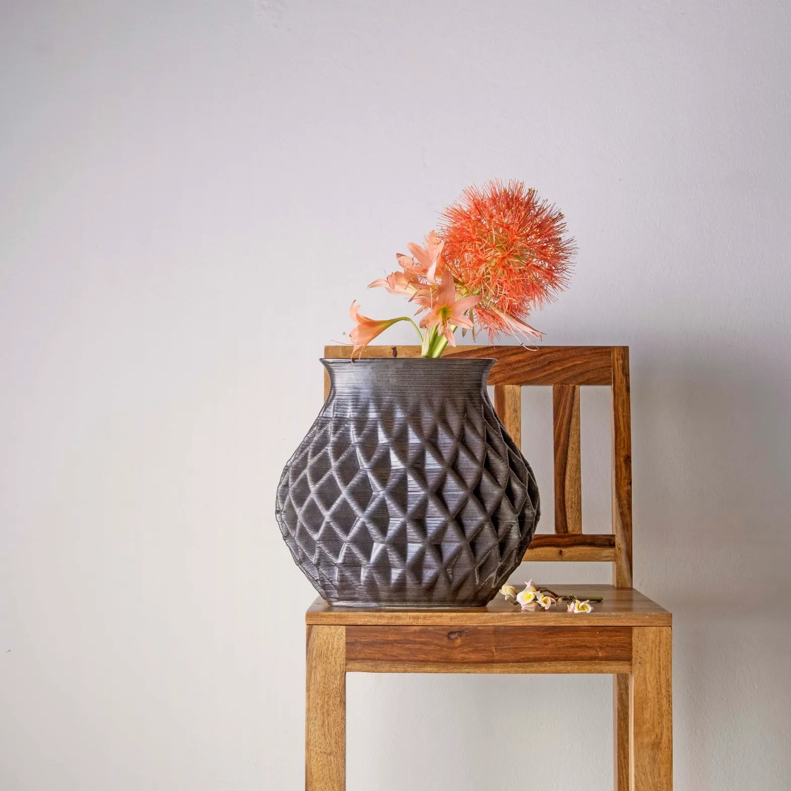 Large black Ceramic Table Vase 3D printed with flowers #color_black