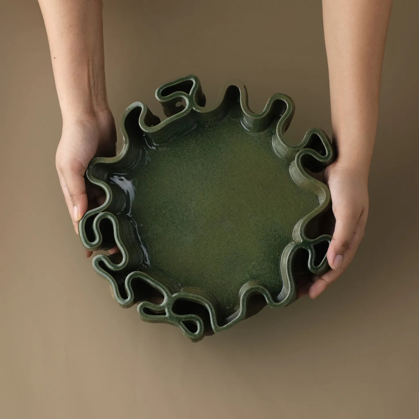 Round green Ceramic Decorative Tray 3D printed size demo #color_olive green