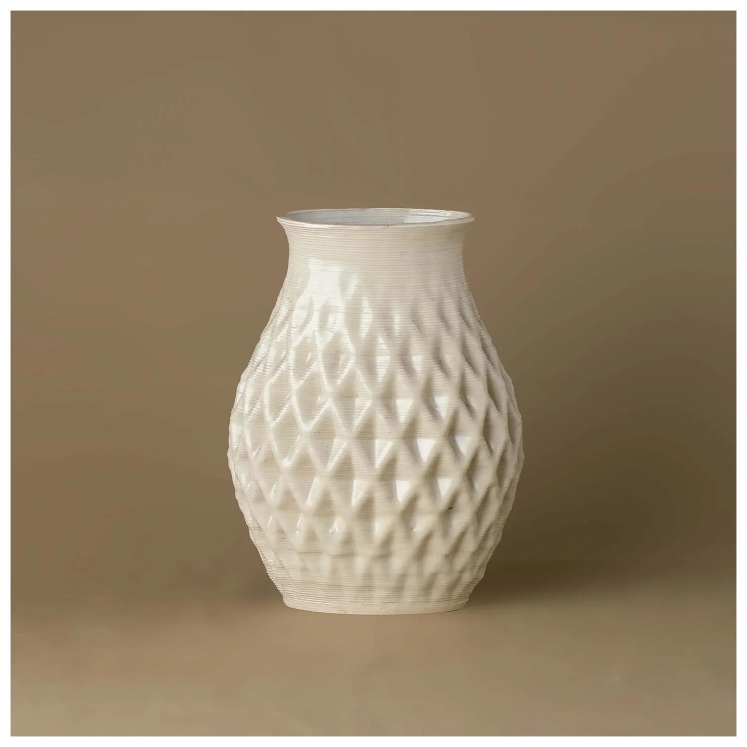  white Ceramic Table Vase 3D printed front view #color_white