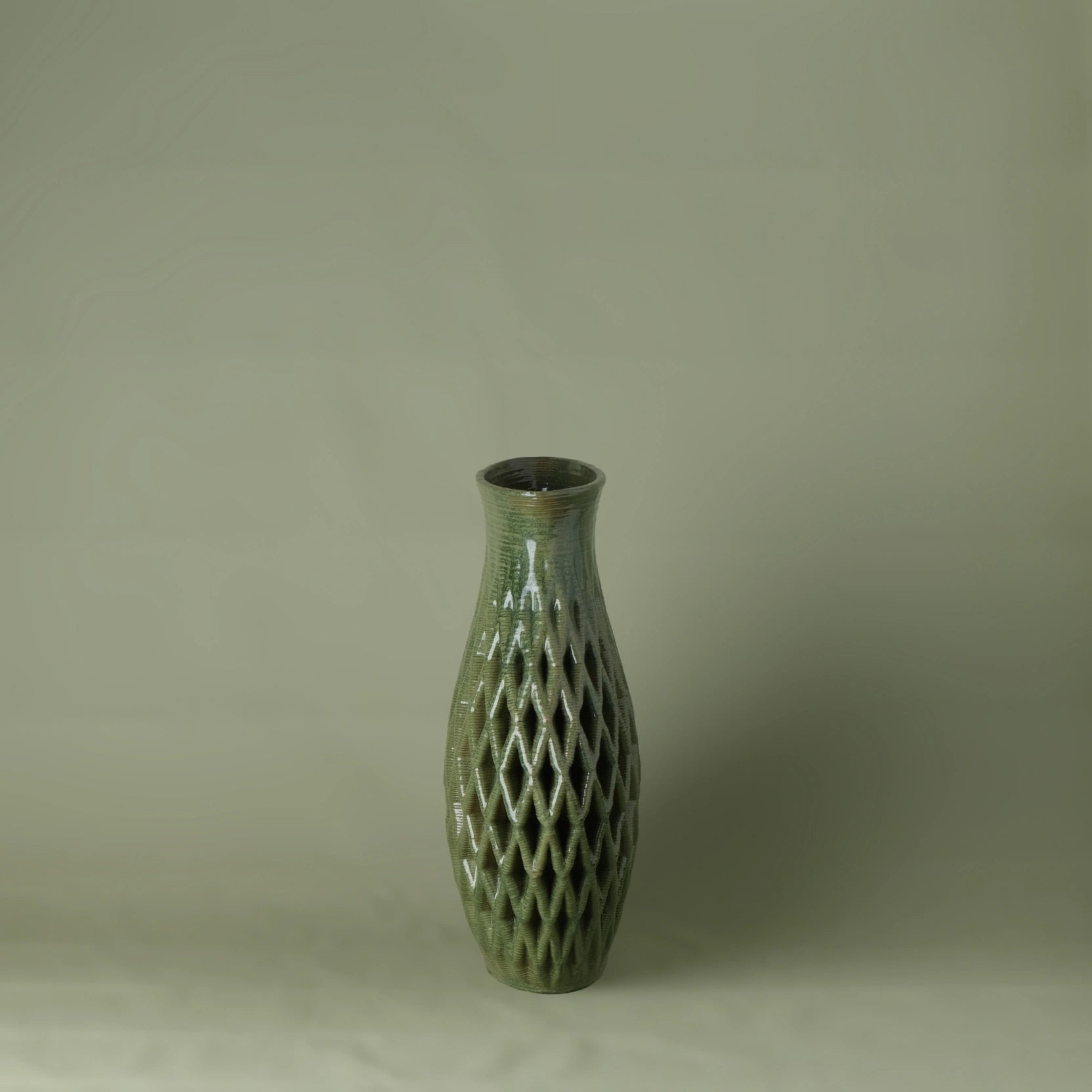 Large green Ceramic Table Vase 3D printed side view #color_olive green