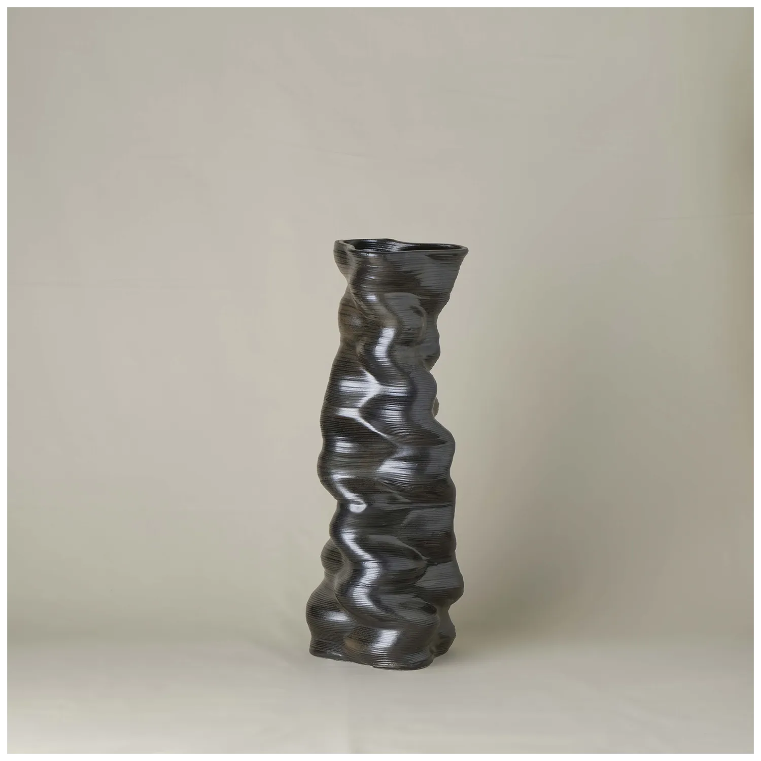 Big black Ceramic floor vase 3D printed front view #color_black