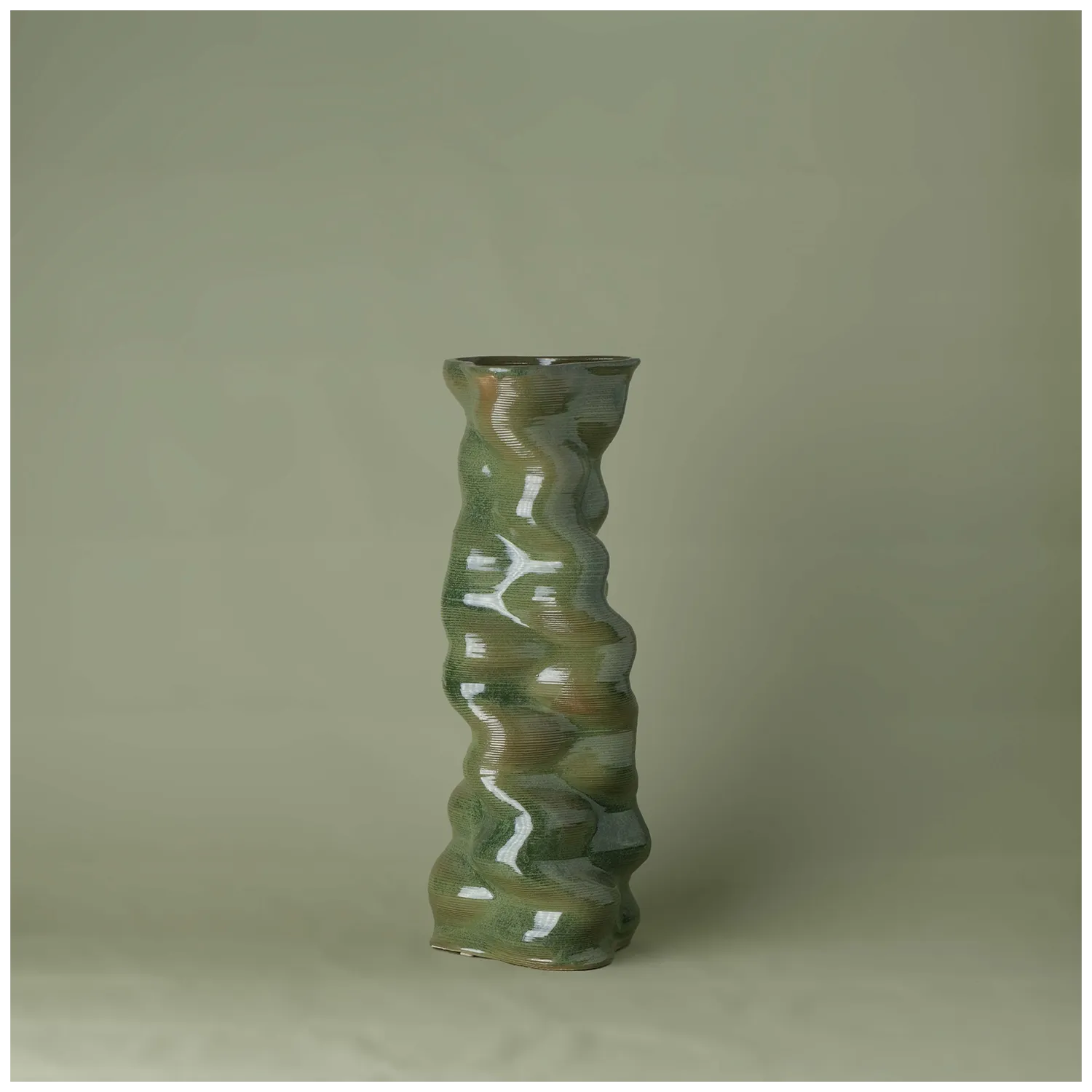 Big green Ceramic floor vase 3D printed front view #color_olive green